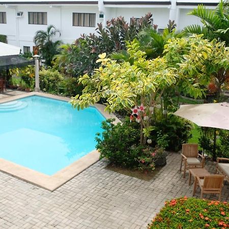 فندق ريد نايت غاردنز Davao City المظهر الخارجي الصورة