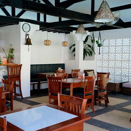 فندق ريد نايت غاردنز Davao City المظهر الخارجي الصورة