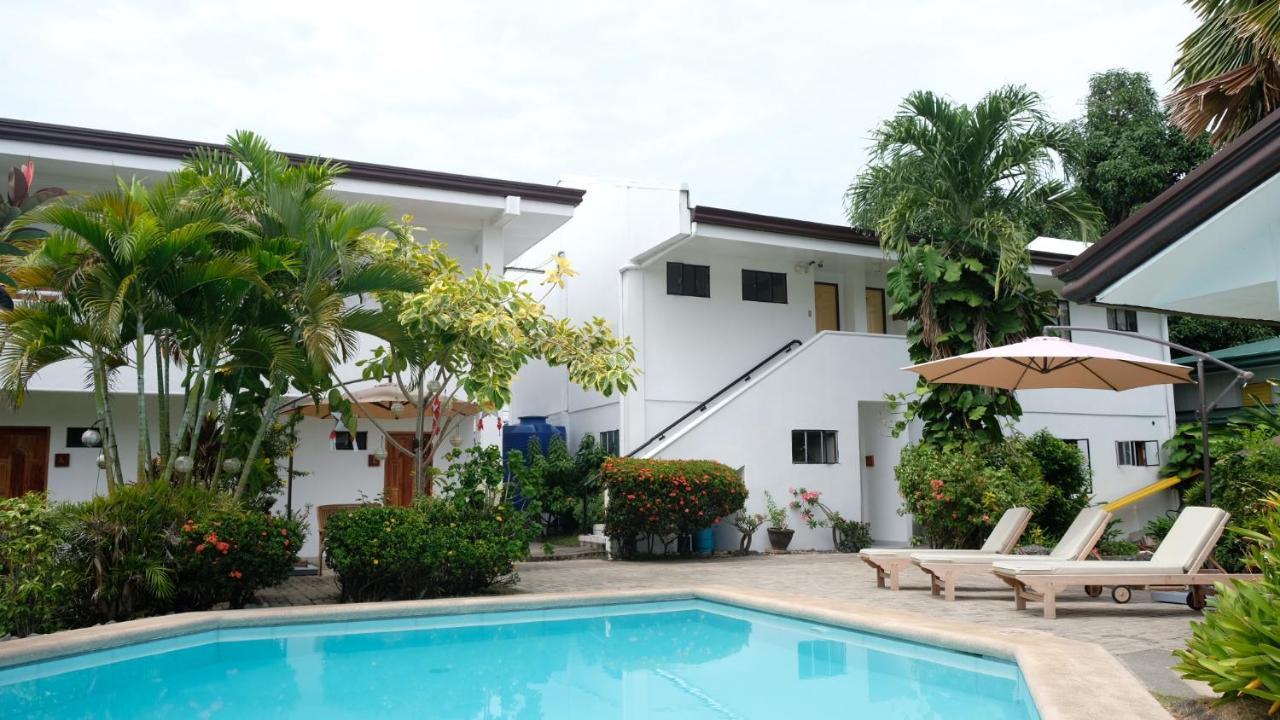 فندق ريد نايت غاردنز Davao City المظهر الخارجي الصورة