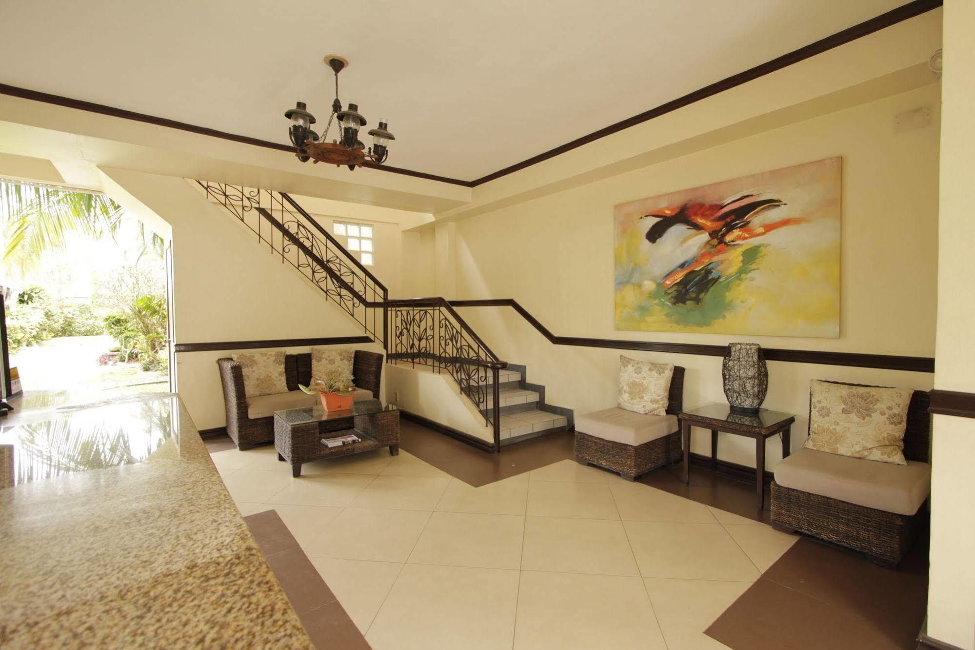 فندق ريد نايت غاردنز Davao City المظهر الخارجي الصورة