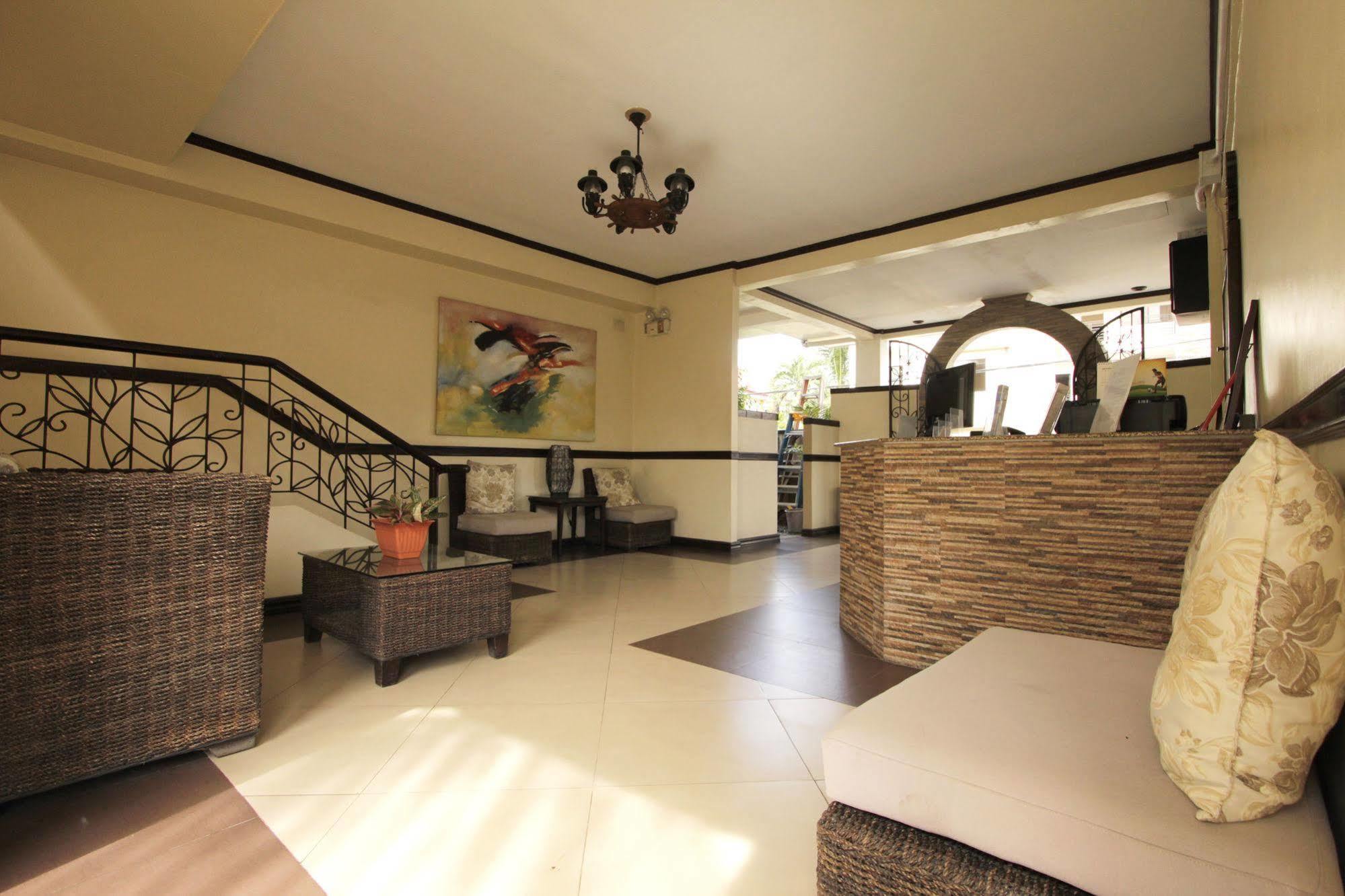 فندق ريد نايت غاردنز Davao City المظهر الخارجي الصورة